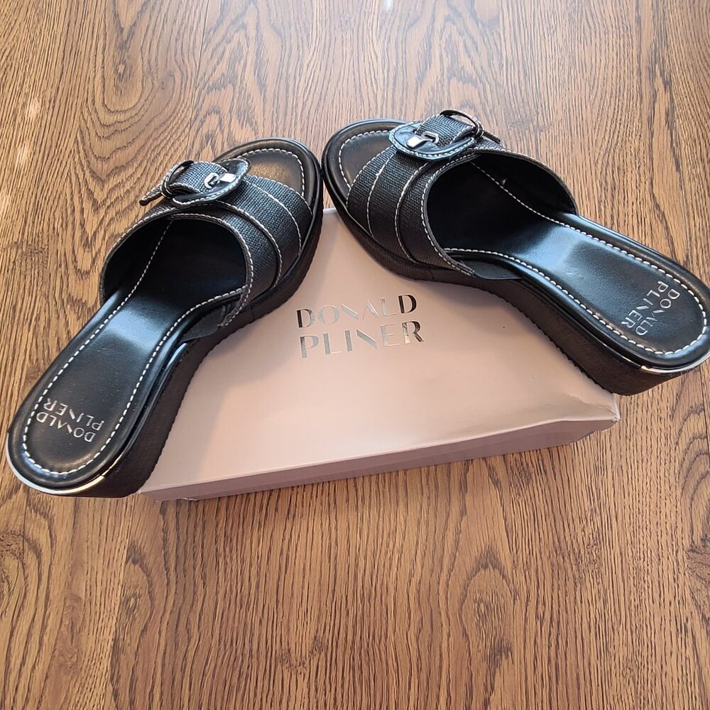 Donald Pliner Raffia Platform Sandal Size 10